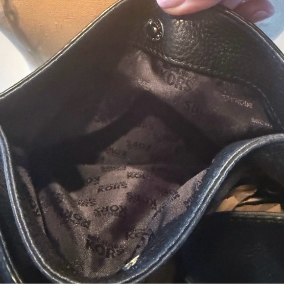 Michael Kors Black Leather Chain Shoulder Bag - Picture 4 of 6